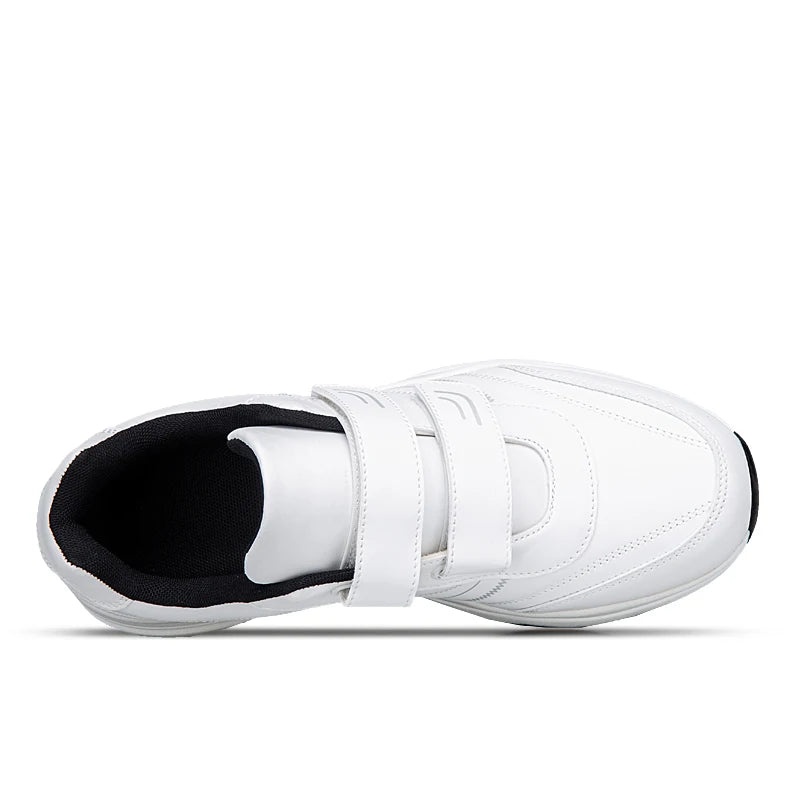 Sneakers da uomo in pelle regolabili con chiusura a strappo, scarpe sportive casual, sneakers bianche, scarpe da ginnastica sportive da uomo