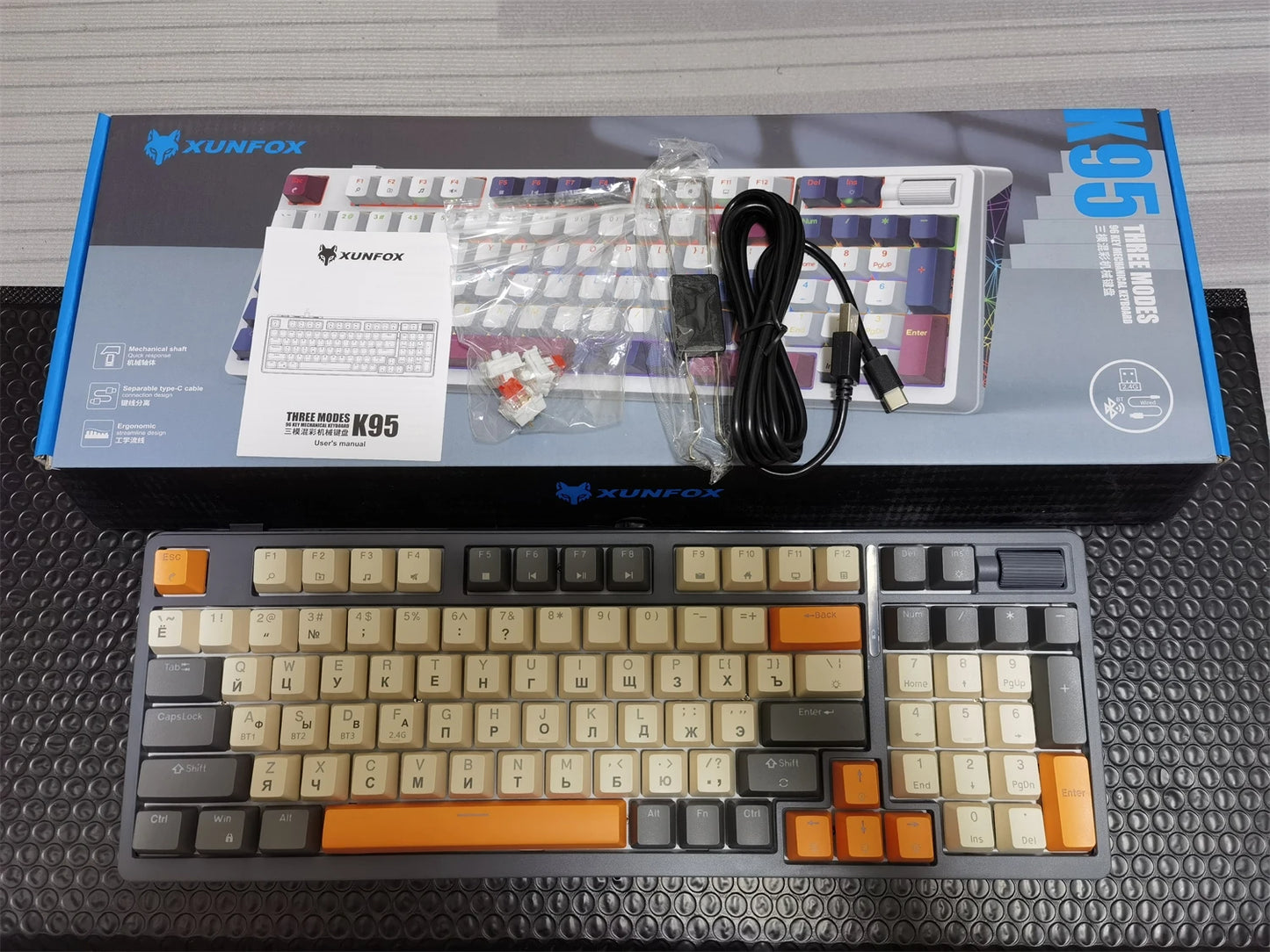 Wireless Mechanical Keyboard 96 Keys 100% Layout Spanish Russian Korean Arabic Mechanical Keyboard Bluetooth RGB K95 2000mAh