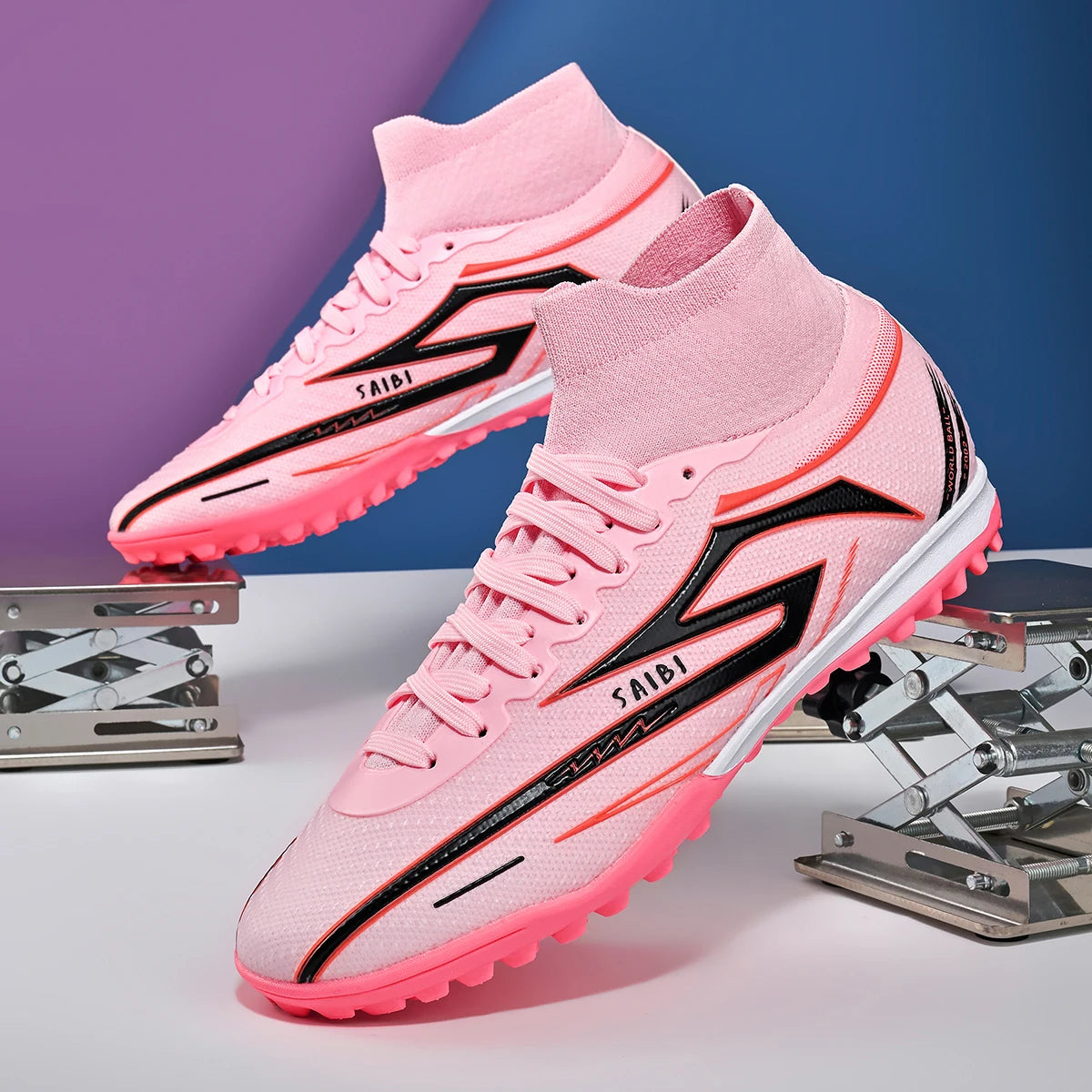 Chaussures de football athlétiques TF Turf, tige en tissu PU doux pour la peau, semelle en caoutchouc antidérapante, qualité fiable, chaussures d'entraînement.