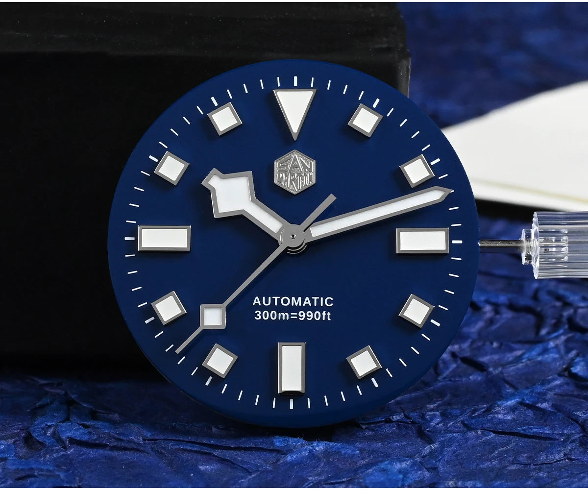 San Martin 40mm Stainless Steel Classic Men Diver Watch Japan NH35 Automatic Mechanical Sapphire Waterproof 300m SN0111