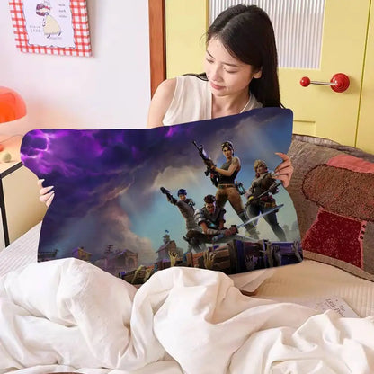 Cartoon-Game F-FortniteS aus schnelltrocknendem Polyester, rutschfest, hochwertiges Kissenhandtuch, rutschfester Kissenbezug, sicher befestigt.