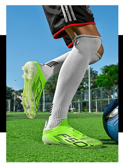 Nouvelles chaussures de football pour hommes, baskets antidérapantes, chaussures d'entraînement, bottes de football très vendues, crampons légers de haute qualité pour matchs sur gazon, mi-hautes pour l'extérieur