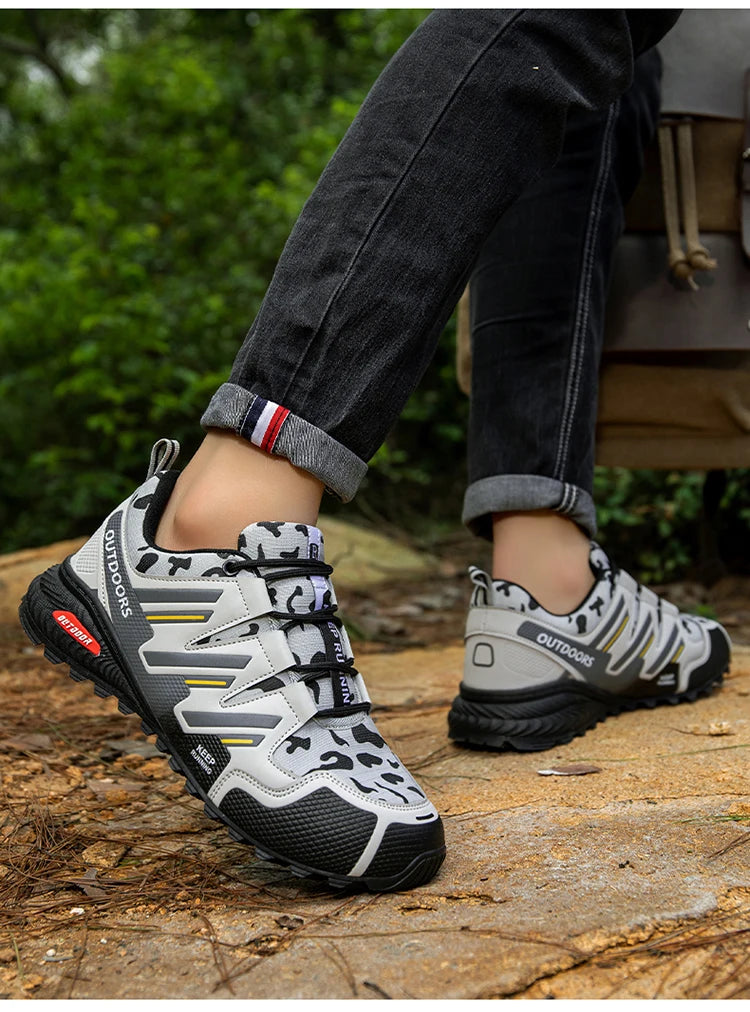 2025 New Men Hiking Shoes Outdoor Waterproof Sports Shoes Comfortable Leather Hiking Training Boots Large Size Tactical Shoe Men