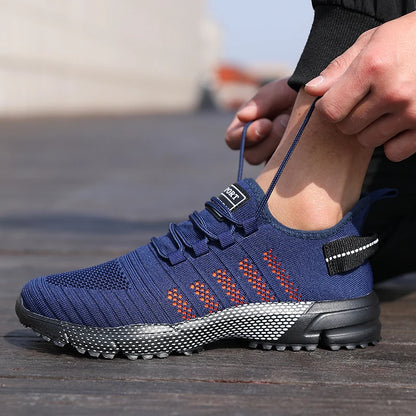 Lediga sneakers för män i mesh, lätta och ventilerande, med mjuk sula – slip-on-löparskor, låga loafers och träningsskor för män