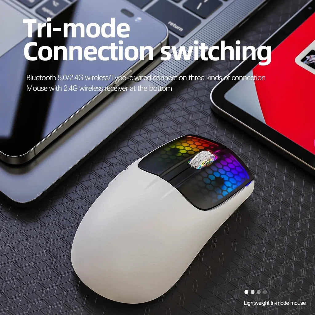 Rato Gaming ATTACK SHARK X5 Sem Fios Leve com Ligação Tri-Mode 2.4GHz/Com Fio/Bluetooth, RGB e Macro