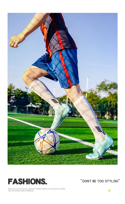 Men's New TF Football Boots Sneakers Professional Society Casual Male Soccer Shoes Futsal High-Quality Football Shoes Training