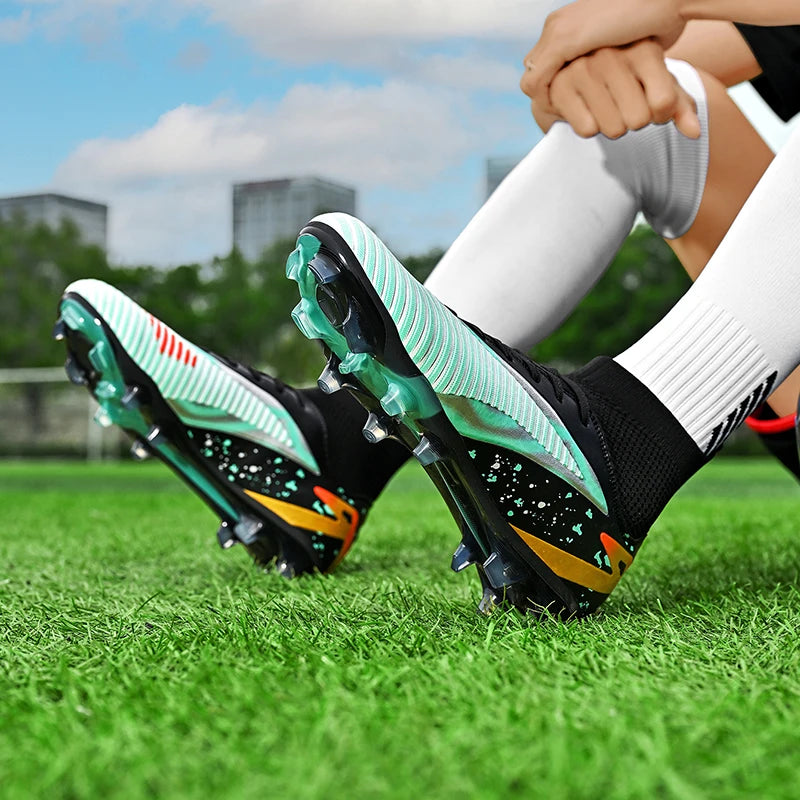 Nouvelles chaussures de football pour hommes, chaussures de sport, chaussures de futsal à cheville haute, chaussures de football de haute qualité, antidérapantes pour intérieur et extérieur, ultralégères, antidérapant