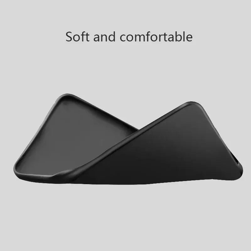 R-Royales F-Fortnites  Phone Case For Samsung S24,S21,S22,S23,S30,Ultra,S20,Plus,Fe,Lite,Note,10,9,5G Black Soft Cover