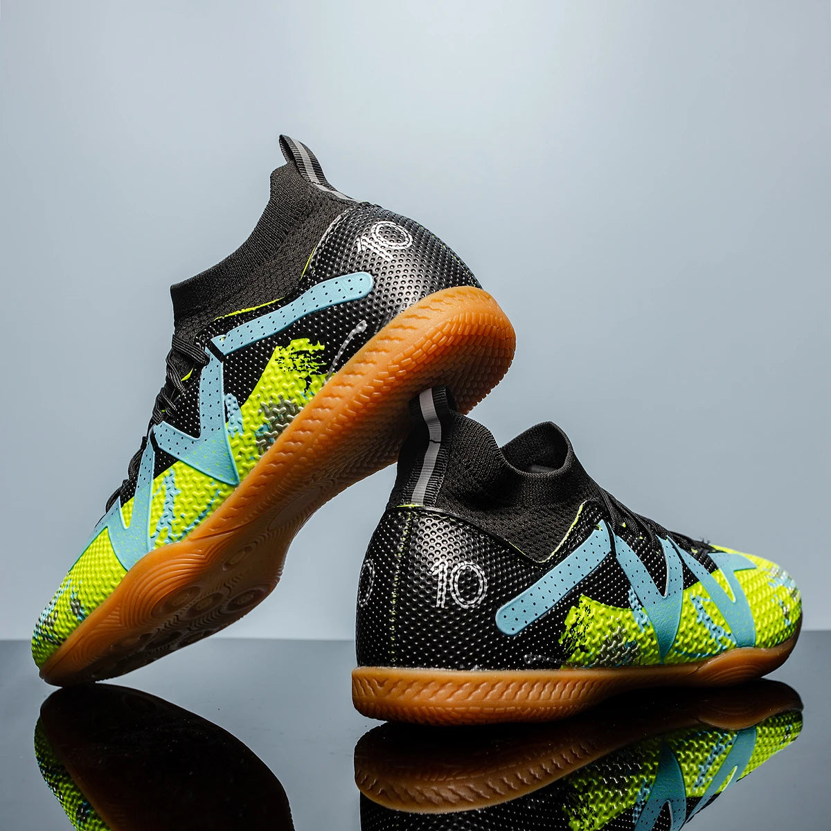 Men's Soccer Shoes Professional Match TF Football Boots Unisex Ultralight Match Hot Sale Women's Sneakers High-Quality Breathable