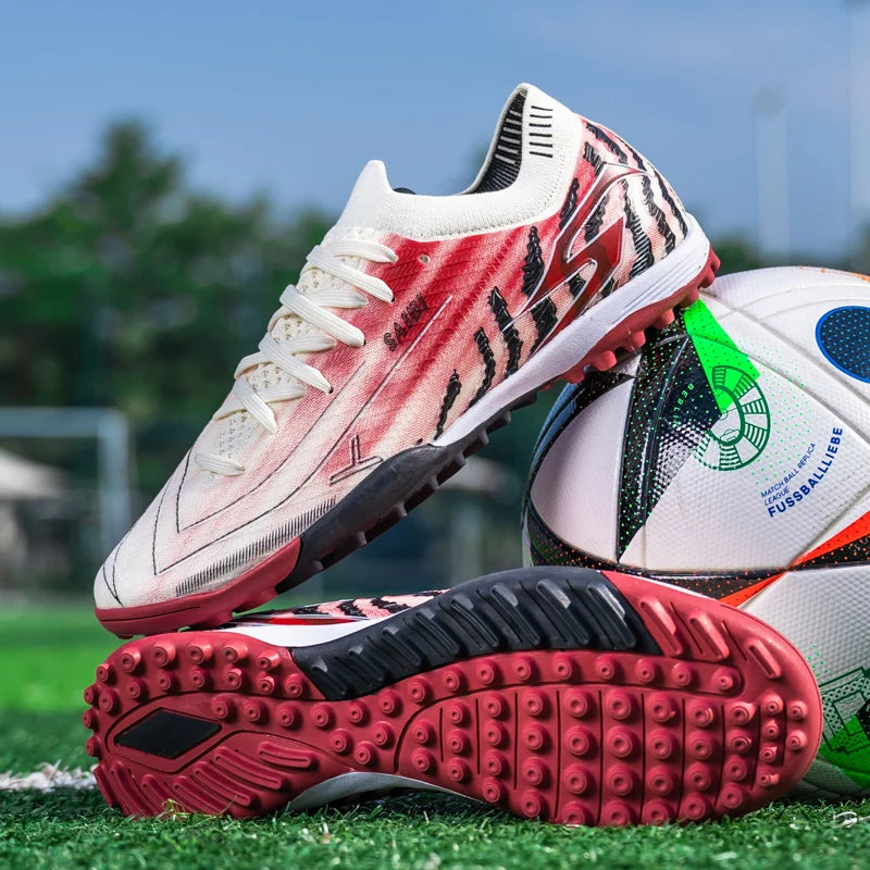 Chaussures de football pour hommes TF Turf, bottes de football légères, tige en PU à haute adhérence, semelle antidérapante, adaptées au gazon artificiel pour adultes.