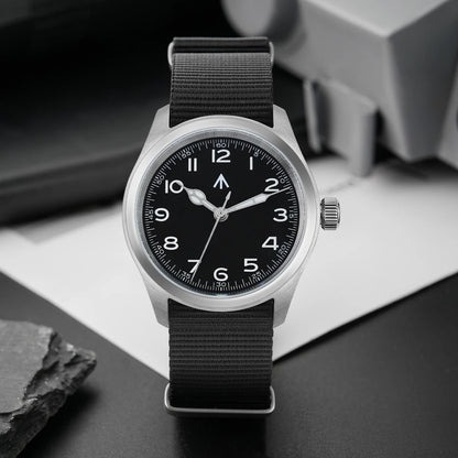 Militado ML08 V2 Vintage-Quarzuhr Military VH31-Uhrwerk Doppeltes Saphirglas C3 BGW-9 Leuchtend Wasserdicht 38mm Uhr