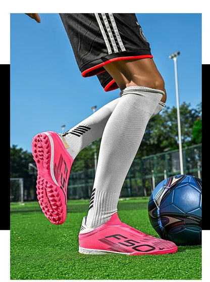 Nouvelles chaussures de football pour hommes, crampons, baskets légères de haute qualité, pour l'entraînement sur gazon, bottes de football très vendues, antidérapantes, mi-hautes, pour l'extérieur.
