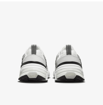 Nike originele V2K RUN dames schoenen, duurzaam, lichtgewicht, retro, lage schacht, 'dad shoes' HF5342-100