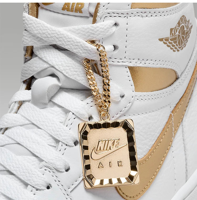 „Nike Authentic Jordan 1 Retro HI OG“ moteriški sportiniai bateliai FD2596-107