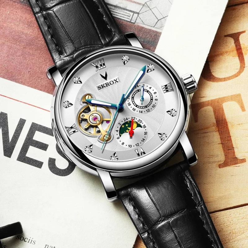 Luksuriøst mekanisk armbåndsur til mænd med automatisk urværk fra et førende mærke, udstyret med tourbillon, månefase og diamanter – et elegant armbåndsur.