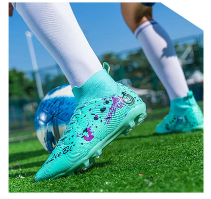 Nouvelles chaussures de football professionnelles pour hommes, chaussures de football antidérapantes, unisexes, respirantes, chaussures de futsal, nouvelles chaussures à crampons, livraison directe, ultralégères