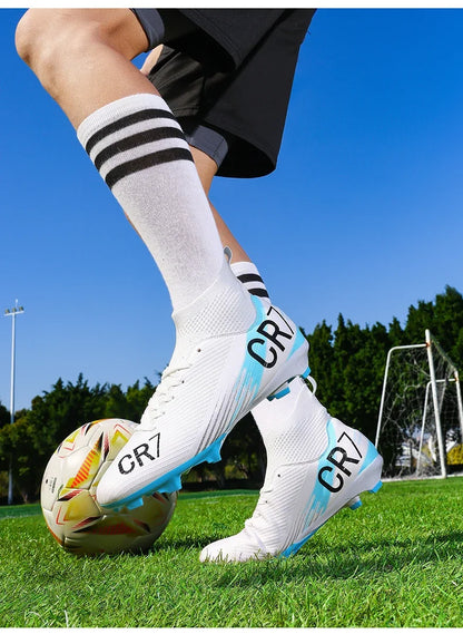 Nouvelles chaussures de football pour hommes, chaussures de soccer de haute qualité, crampons, chaussures de futsal professionnelles pour femmes, vente chaude, baskets unisexes ultra-légères TF/FG