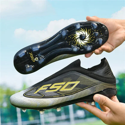 Nouvelles chaussures de football pour hommes, chaussures de sport à cheville haute, respirantes, pour futsal, antidérapantes, ultra-légères, chaussures de football de haute qualité pour matchs en extérieur.