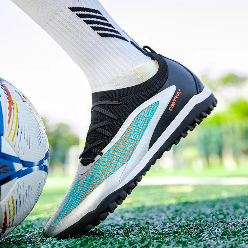 Men's New TF Football Boots Sneakers Professional Society Casual Male Soccer Shoes Futsal High-Quality Football Shoes Training
