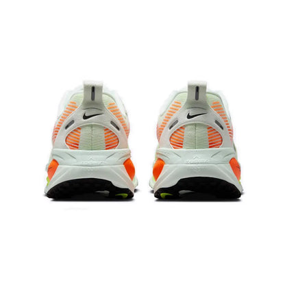 Nike Vomero 18 – Амортизация, опора, леки, идеални за бягане и ходене, удобни унисекс маратонки HM6803-300