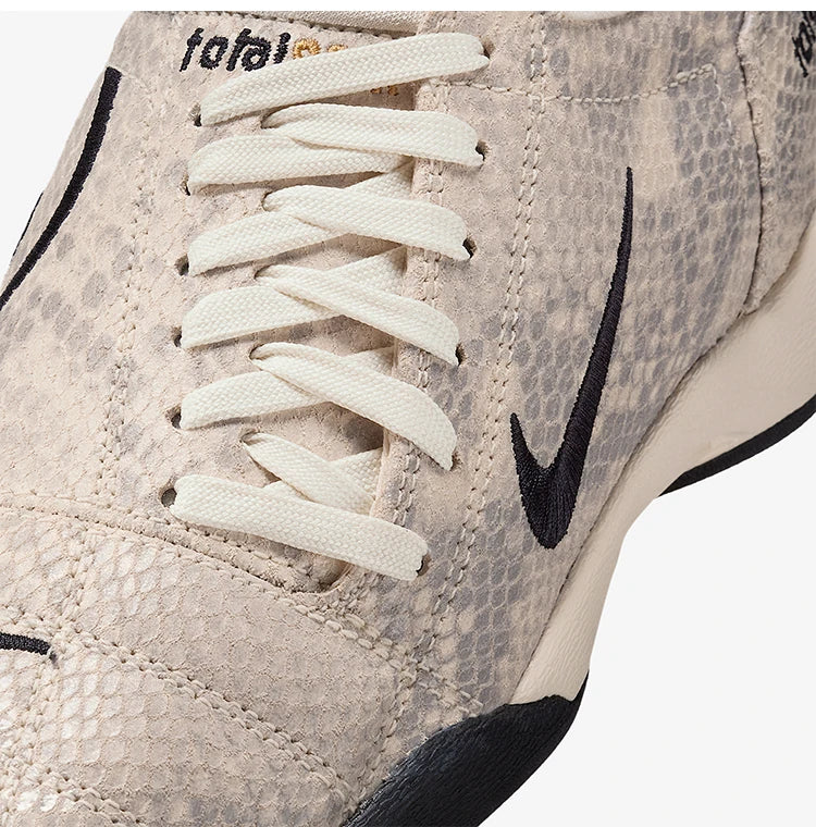 Nike Authentic Total 90 SE Γυναικεία ρετρό, ανθεκτικά αθλητικά παπούτσια χαμηλού ύψους IB4204-100