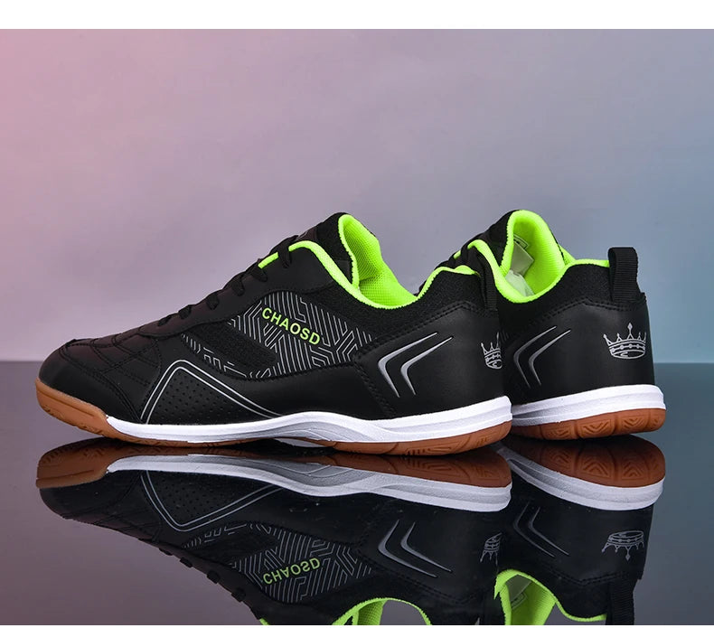 Crampons de football professionnels pour hommes, antidérapants, pour entraînement de Futsal, résistants à l'usure, ultralégers, pour l'extérieur et l'intérieur, baskets unisexes
