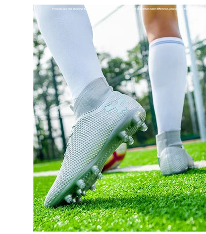 Chaussures de football pour hommes, modèle original, résistantes, pour terrain gazonné, crampons, antidérapantes, de haute qualité, confortables, chaussures de football pour activités de plein air.