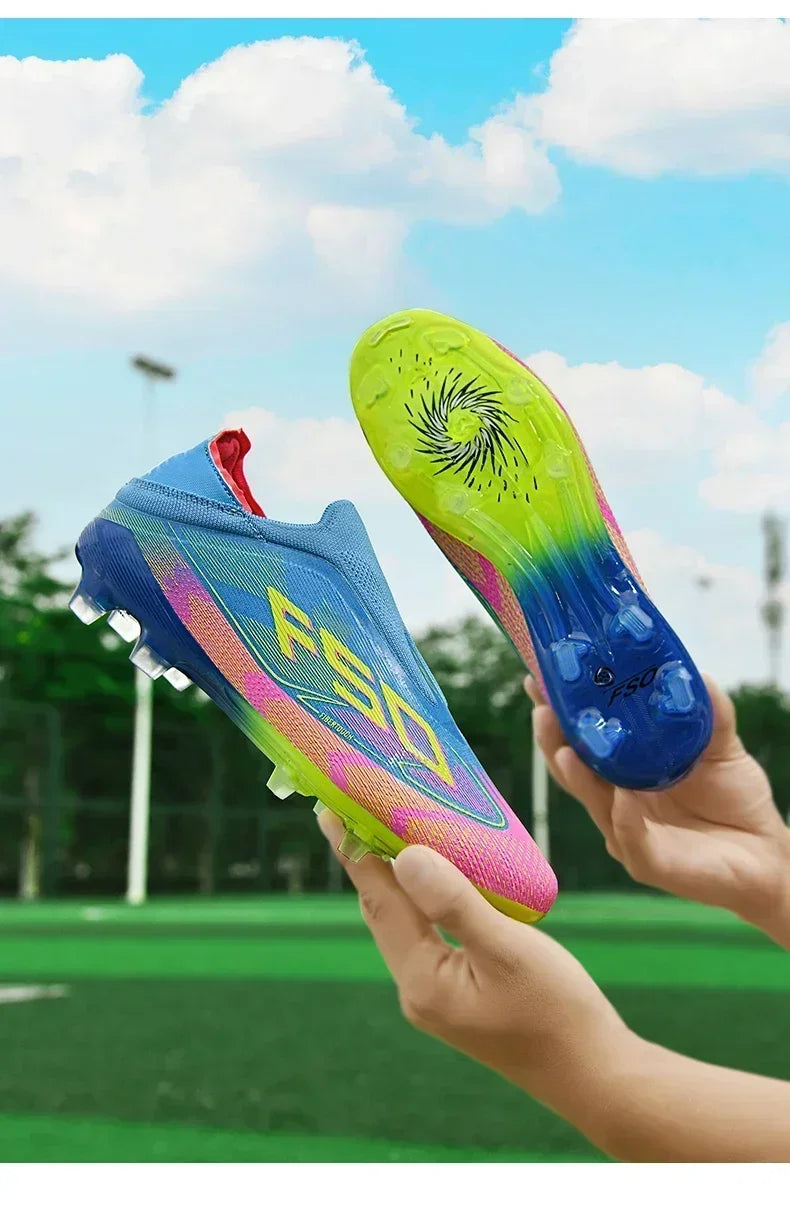 Nouvelles chaussures de football pour hommes, de haute qualité, très vendues, antidérapantes, mi-hautes, légères, pour l'extérieur, crampons de match, pour l'entraînement sur gazon.