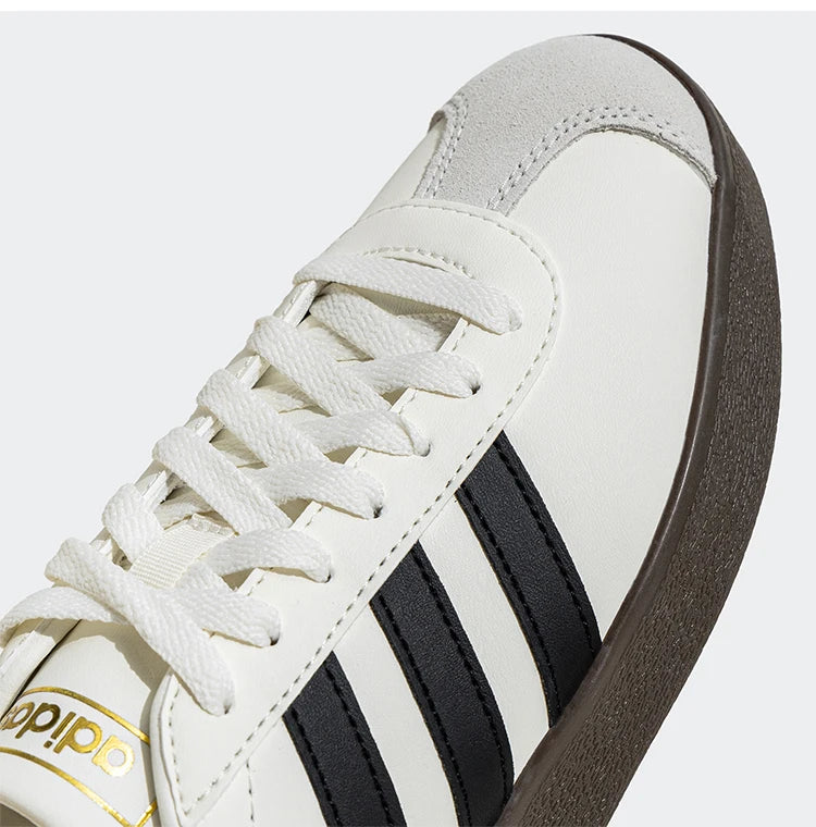 Adidas officiella, äkta, nya unisex-sneakers i retrostil för sport och fritid med snörning, JQ1501