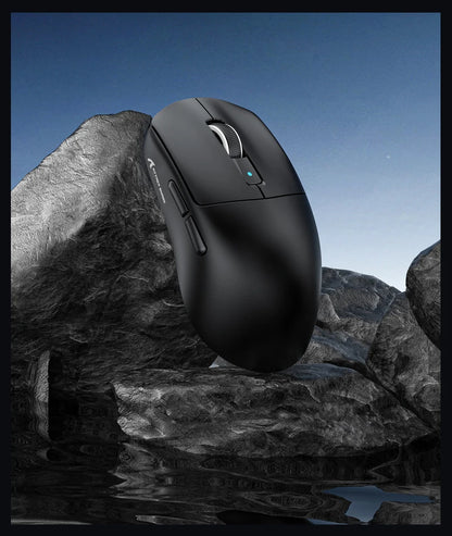 ATTACK SHARK R6 PAW3950MAX Ασύρματο Gaming Ποντίκι, 8Khz Polling, Υπερελαφρύ 39g, Nordic 52840 MCU, Οπτικοί Μικροδιακόπτες Omron
