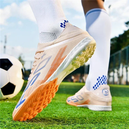 Nouvelles chaussures de football pour hommes, chaussures de match en extérieur, baskets de soccer, chaussures montantes de haute qualité, crampons antidérapants pour futsal et terrain synthétique, meilleures ventes