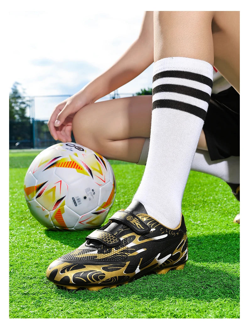 Nouvelles chaussures de football pour enfants et étudiants, ultralégères, pour jeunes garçons, chaussures de football professionnelles, crampons antidérapants, chaussures d'entraînement sur gazon