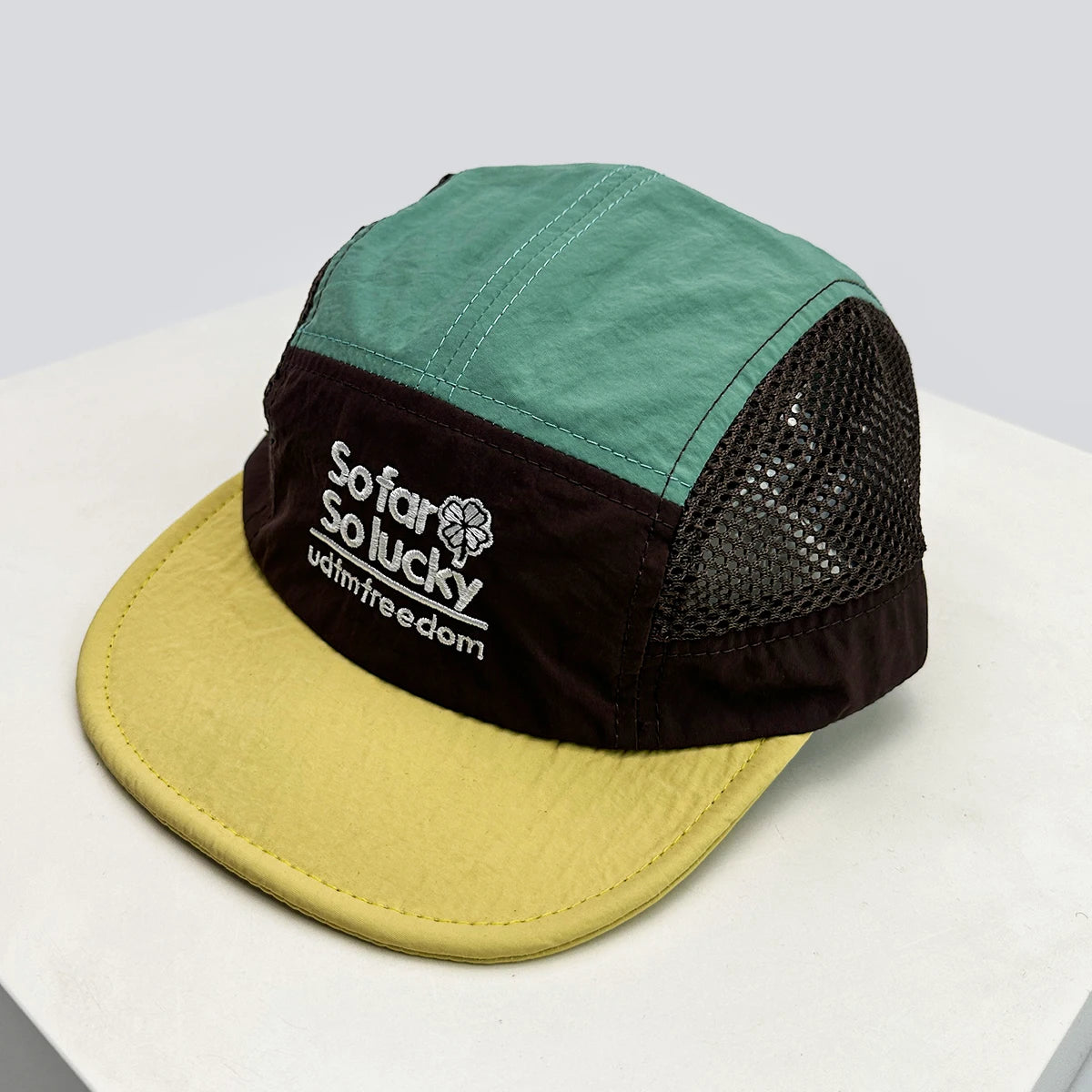 New Unisex Flat Eave Embroidered Letters Baseball Hats Breathable Korean Sunshade Quick Drying Peaked Caps Niche Versatile ins