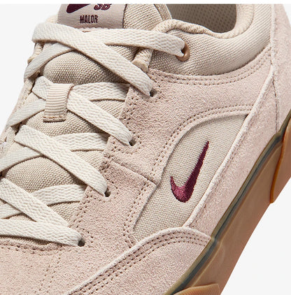 Nike Authentic SB Malor – slitstarka sportskor med snörning och låg skaft för män FV6064-100