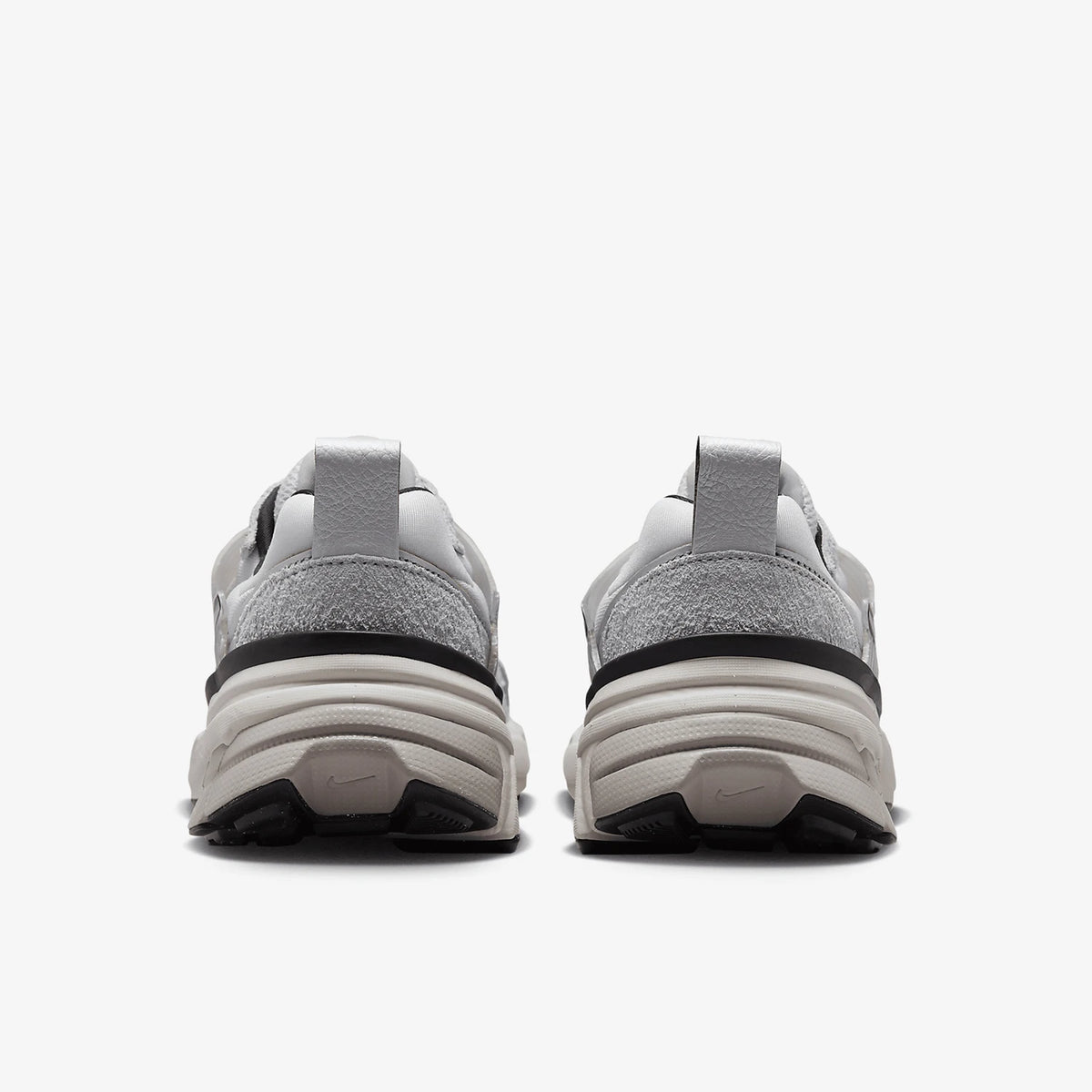 „Nike“ originalūs „V2K Run“ moteriški lengvi retro sportiniai bateliai FN6703-002