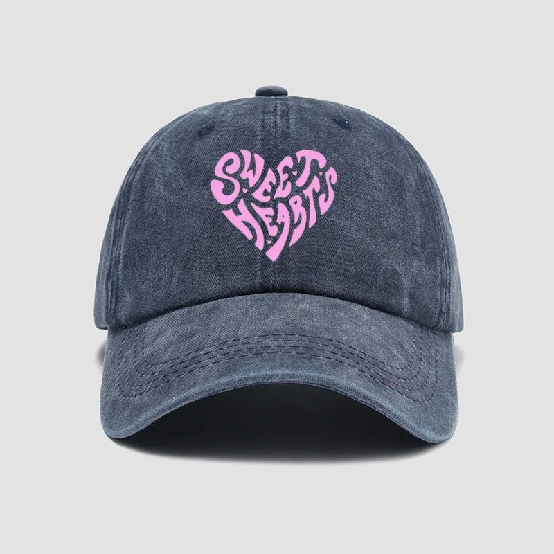 Pink heart-shaped letter printed baseball cap, versatile for daily use, sweet girl's hat, outdoor sun protection and shading