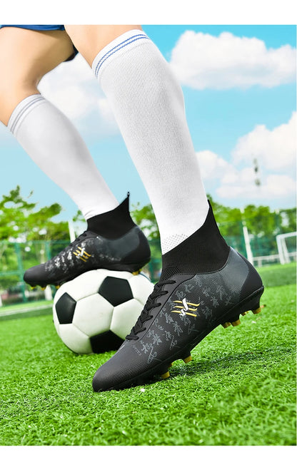 Nouvelles bottes de Football hommes chaussures de Football crampons chaussure de Football professionnelle hauts pointes antidérapantes pour grands garçons large baskets d'entraînement