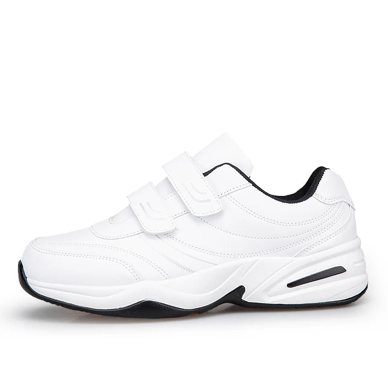 Sneakers da uomo in pelle regolabili con chiusura a strappo, scarpe sportive casual, sneakers bianche, scarpe da ginnastica sportive da uomo
