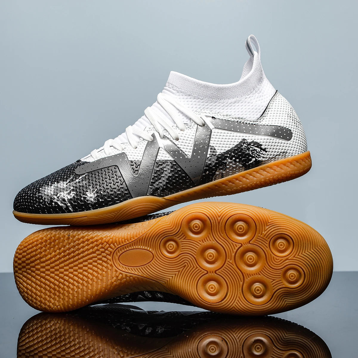 Men's Sports IC Indoor Flat Bottomed Football Shoes Adult High-Tops Wear-Resisting Training Shoes Teenagers Non-Slip Shoes