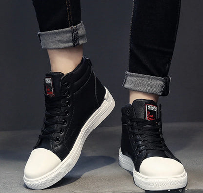 2025 new  Breathable soft sole Men's Casual Sports Shoes Korean Fashion Student jogging shoes youth board shoes