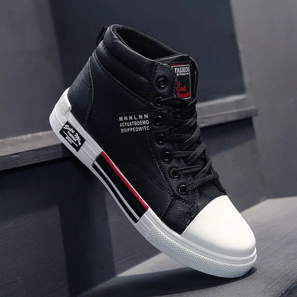 2025 new  Breathable soft sole Men's Casual Sports Shoes Korean Fashion Student jogging shoes youth board shoes