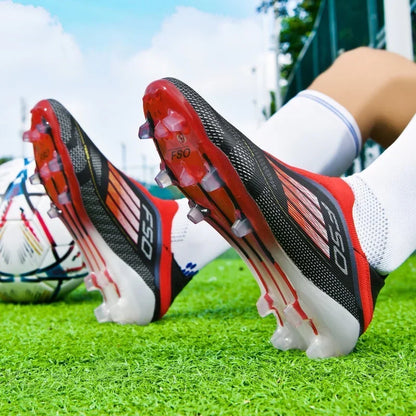 Nouvelles chaussures de football pour hommes, bottes de football confortables pour l'entraînement et les matchs en extérieur, crampons antidérapants et respirants, pour garçons et adultes, à longues pointes.