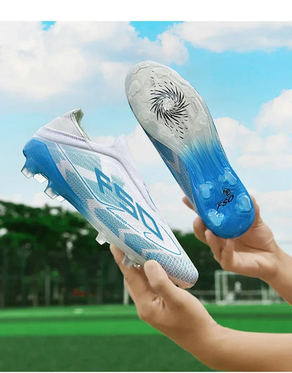 Nouvelles chaussures de football pour hommes, de haute qualité, antidérapantes, légères, très vendues, crampons d'entraînement pour terrain en herbe, mi-hautes, pour les matchs en extérieur, chaussures de sport.