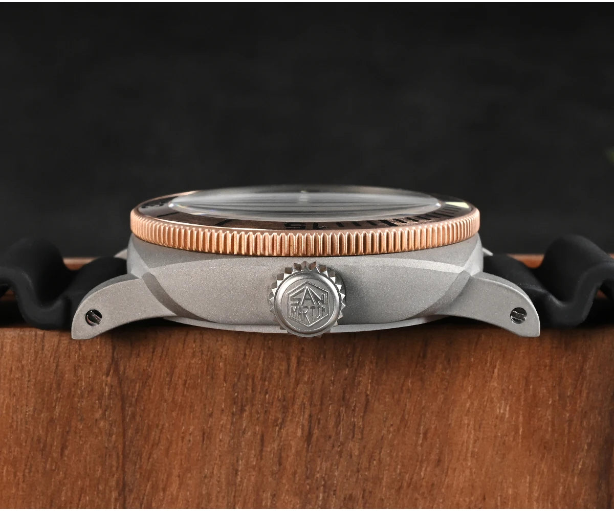 San Martin 42mm Retro Titanium Diver Watch NH35 Automatic Men's Mechanical Watches Bronze Bezel Sapphire Luminous Waterproof 200m