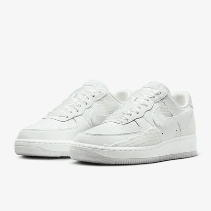 Nike Authentic Air Force 1 AF1 Sneakers classiche da donna con suola spessa HV6011-111