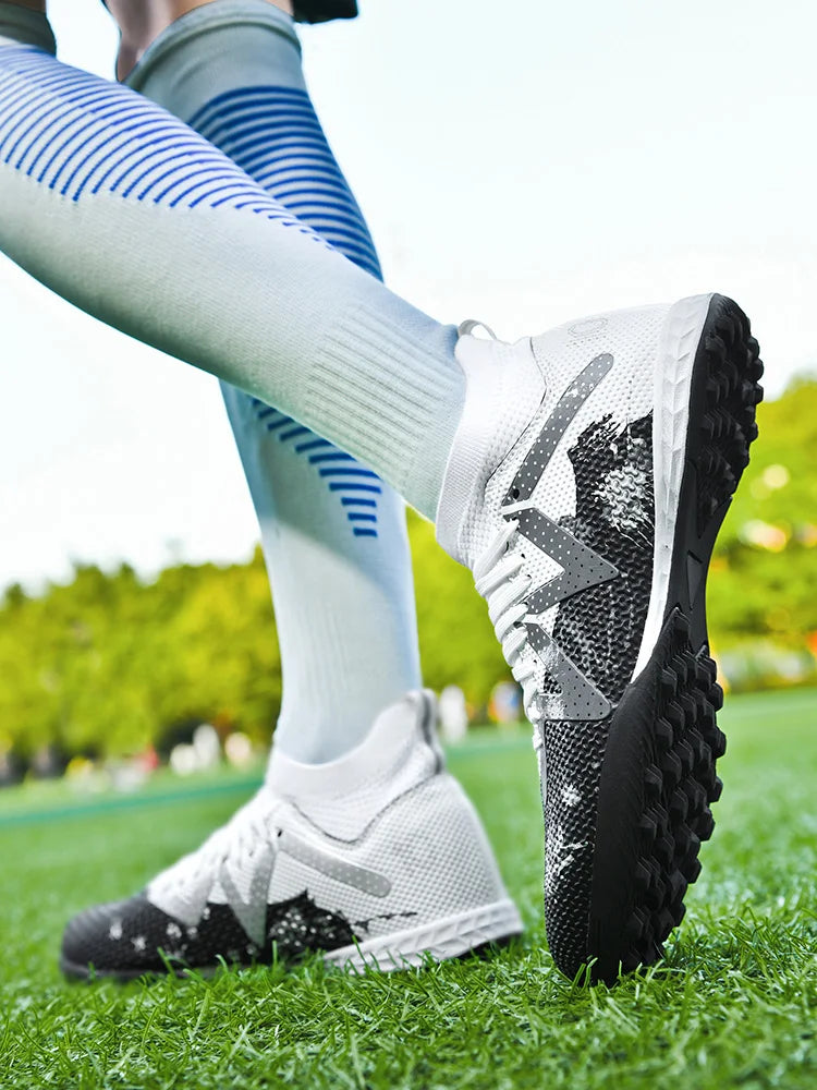 Scarpe da calcio professionali TF Broken Nail per adolescenti, resistenti, modello HighTops, scarpe da allenamento per adulti da esterno antiscivolo