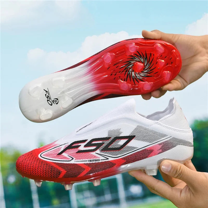 Nouvelles chaussures de football pour hommes, chaussures de sport d'extérieur, chaussures de soccer ultralégères, chaussures de futsal antidérapantes, de haute qualité, à cheville haute, respirantes, pour match