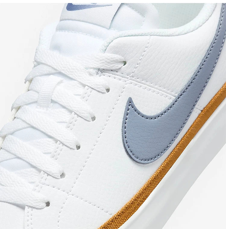 Nike, autentiche sneakers casual da donna basse, collezione primavera, modello DH3161-108