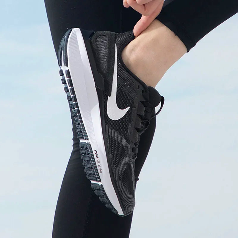 Neutrale løbesko til kvinder Nike 2026new Letvægtsstøddæmpning Åndbar Komfort Skridsikker Sportssko DJ7884-001
