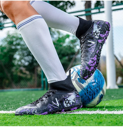 Nouvelles chaussures de football professionnelles pour hommes, chaussures de football antidérapantes, unisexes, respirantes, chaussures de futsal, nouvelles chaussures à crampons, livraison directe, ultralégères